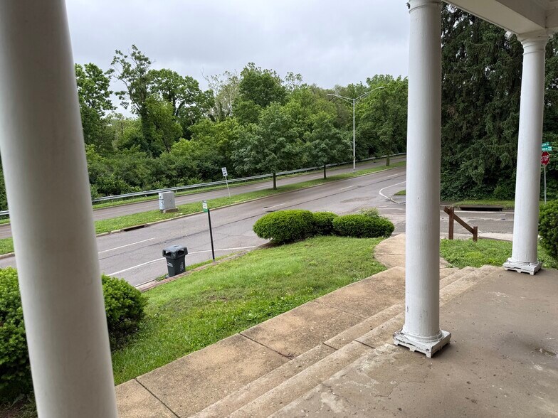 More Photos Of 3303 Riverside Dr, Dayton Apartments For Sale