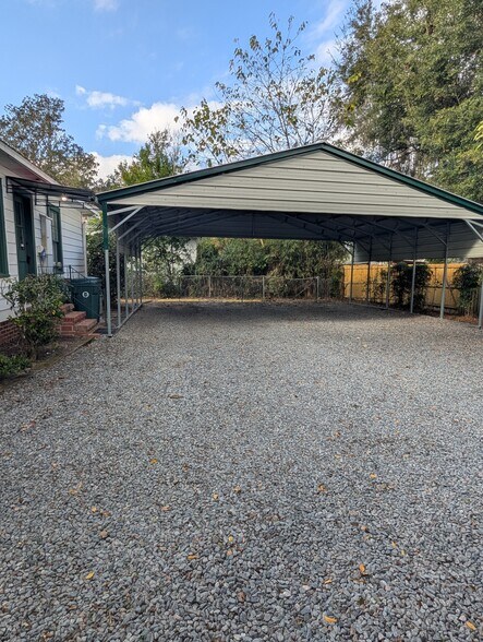 More Photos Of 1427 E Fort King St, Ocala Flex For Sale