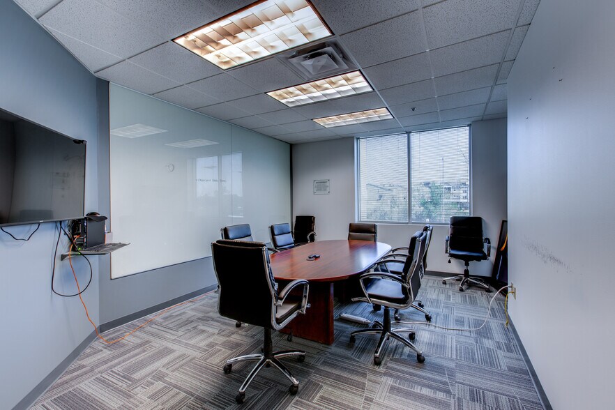 More Photos Of 5630 Ward Rd, Arvada Flex For Sale