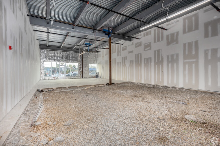 More Photos Of 122-150 Cranbrook Rd, Cockeysville Unknown For Lease