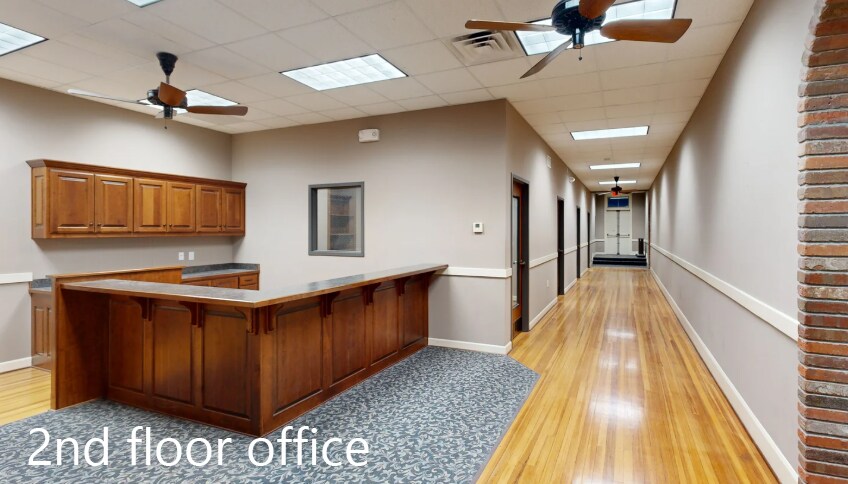 More Photos Of 117 SW 6th Ave, Topeka Office For Sale
