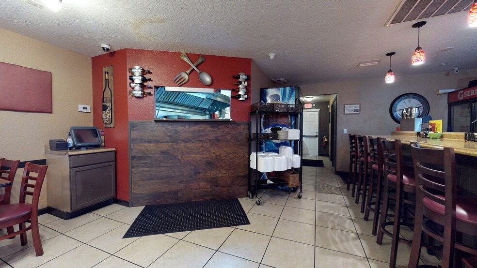 More Photos Of 9576 N Citrus Springs Blvd, Citrus Springs Restaurant For Lease