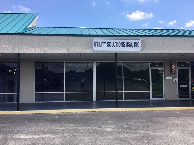 More Photos Of 219 Avenue O SW, Winter Haven General Retail For Lease