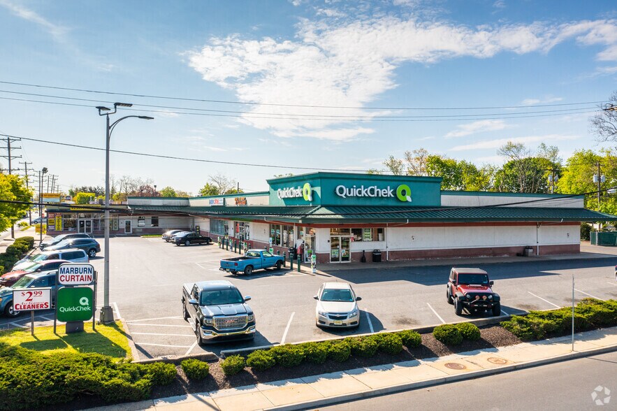More Photos Of 2695 S Broad St, Hamilton General Retail For Lease