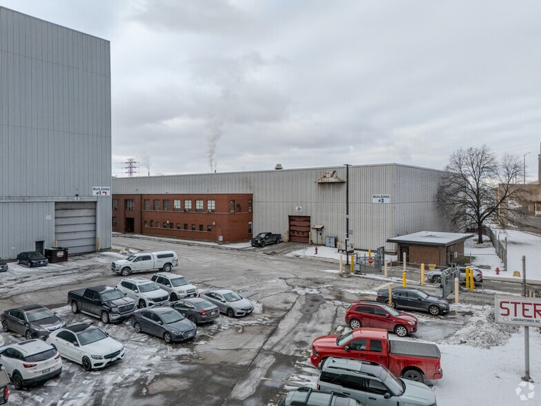 Primary Photo Of 1632 Burlington St E, Hamilton Manufacturing For Lease