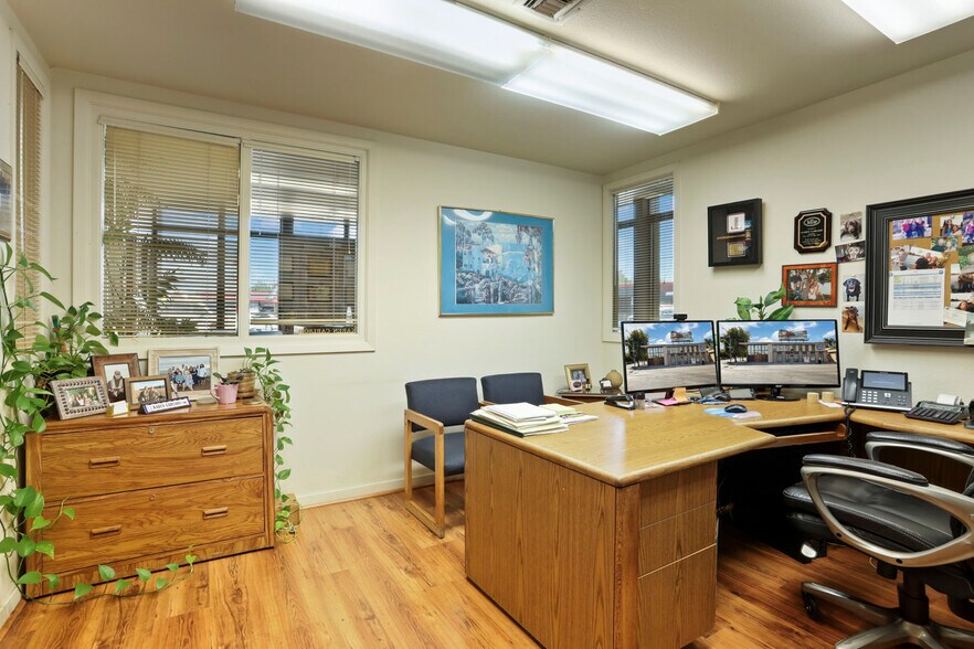 More Photos Of 200 W Harding Way, Stockton Office For Lease