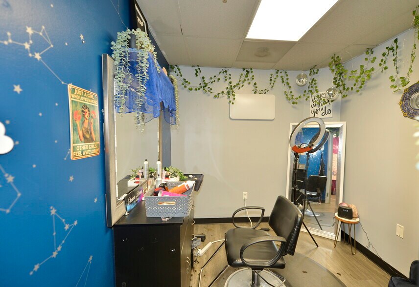 More Photos Of 431 Dual Hwy, Hagerstown Hotel For Lease