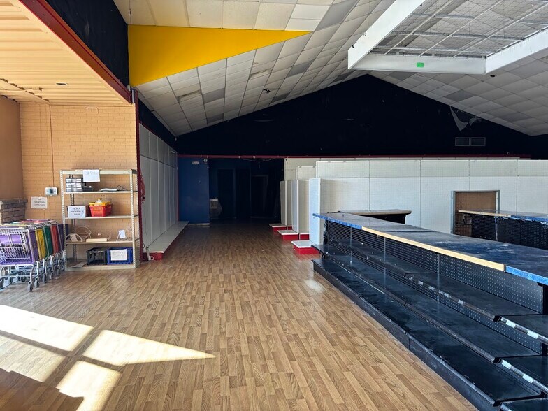 More Photos Of 311 S Range Ave, Denham Springs General Retail For Sale