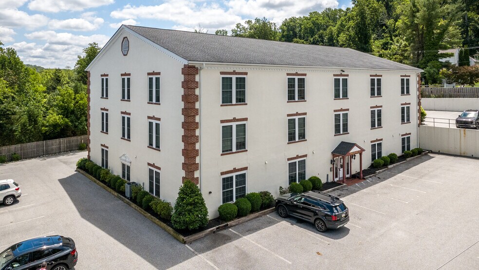 More Photos Of 11 Davis Rd, Phoenixville Apartments For Lease