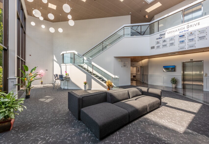 More Photos Of 1 Monarch Dr, Littleton Office For Lease