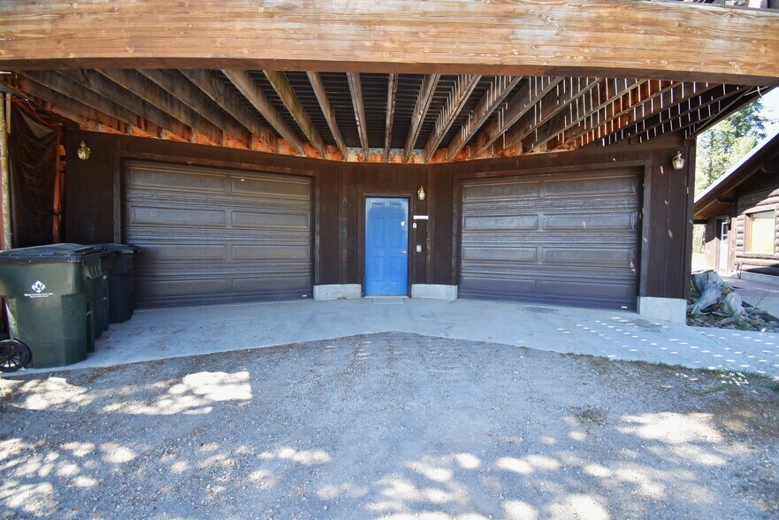 More Photos Of 3555 Yale Kilgore Rd, Island Park Multifamily For Sale