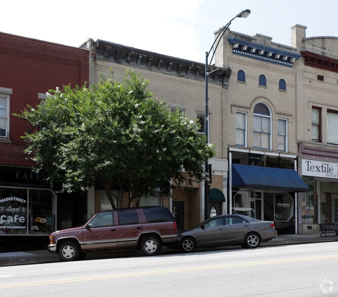 More Photos Of 125 N Main St, Salisbury Storefront Retail Office For Sale