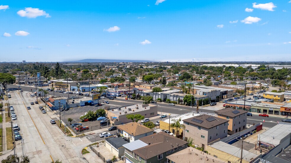 More Photos Of 10236 Long Beach Blvd, Lynwood Supermarket For Sale