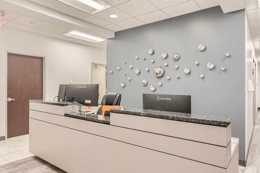 More Photos Of 5530-5550 Long Prairie Ter, Richmond Storefront Retail Office For Lease