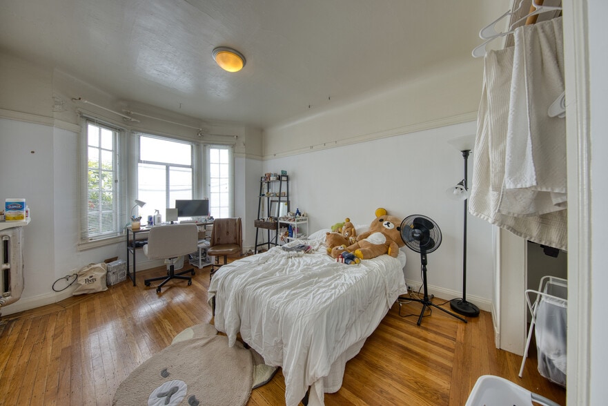 More Photos Of 2419 Durant Ave, Berkeley Apartments For Sale