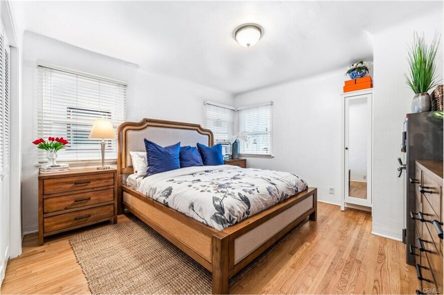 More Photos Of 150 Ximeno Ave, Long Beach Multifamily For Sale