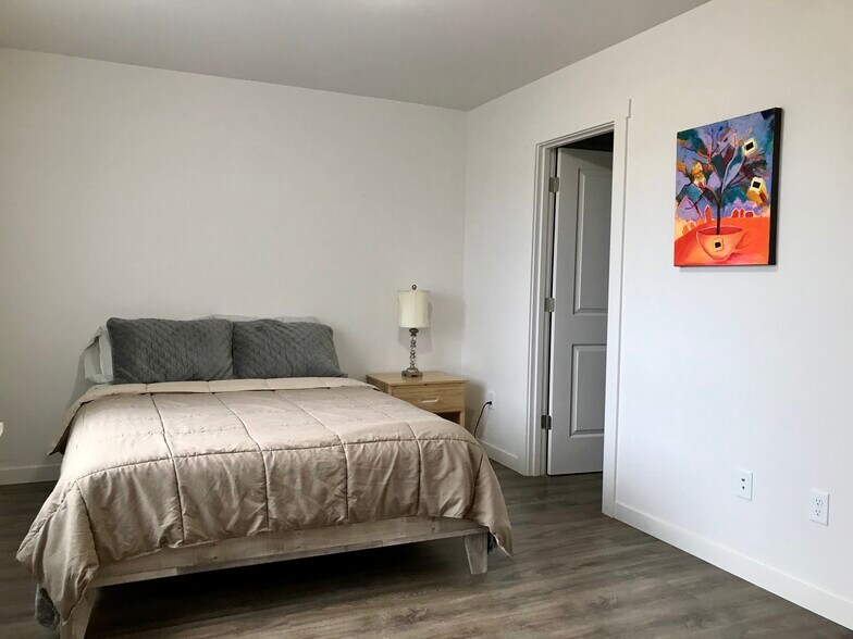 More Photos Of 420-522 F St NE, Quincy Apartments For Sale