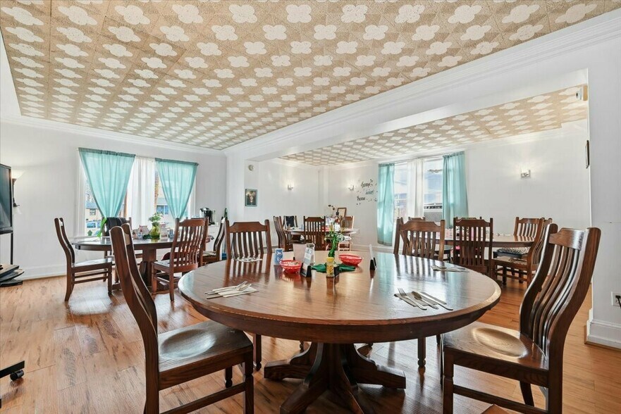 More Photos Of 306 W Main St, Pen Argyl Healthcare For Sale