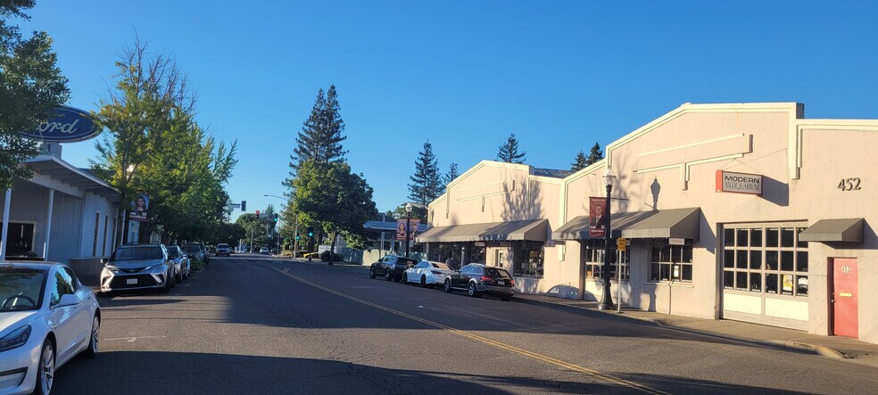 More Photos Of 452 Healdsburg Ave, Healdsburg Storefront For Sale