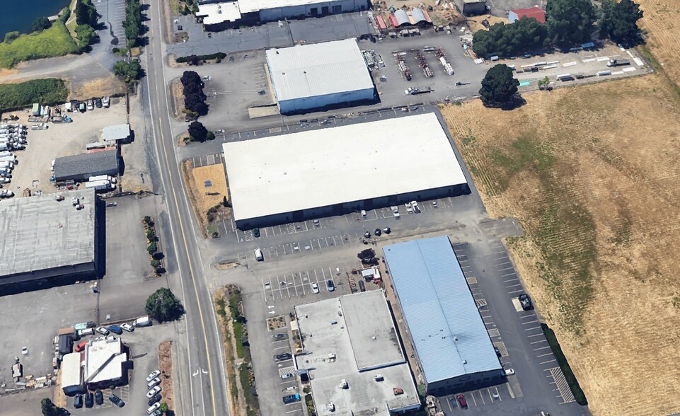 More Photos Of 2443-2455 McGilchrist St SE, Salem Warehouse For Lease