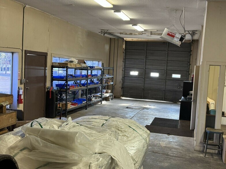 More Photos Of 919 State Highway 64 W, Henderson Warehouse For Sale