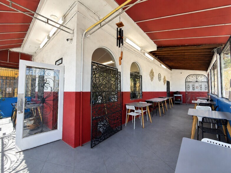 More Photos Of 300 Bay Shore Blvd, San Francisco Restaurant For Lease