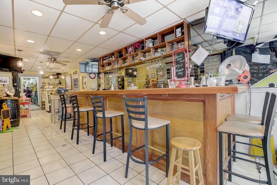 More Photos Of 1125 S Charles St, Baltimore Storefront Retail Residential For Sale