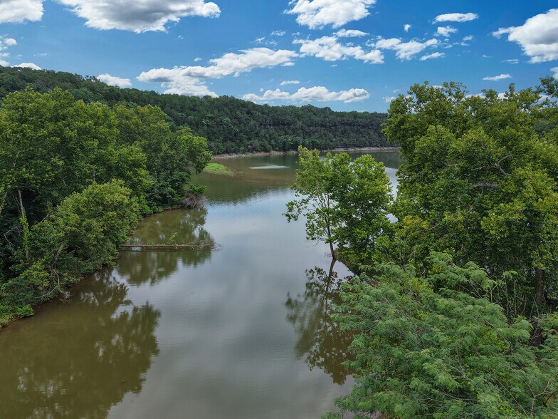 More Photos Of 29668 Farm Road 1268, Golden Land For Sale
