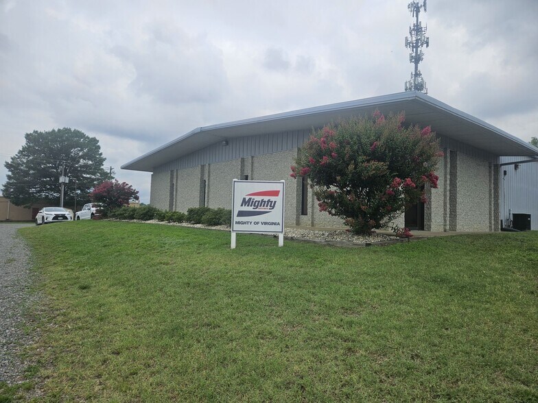 More Photos Of 7010 Calmar Dr, Mechanicsville Warehouse For Sale