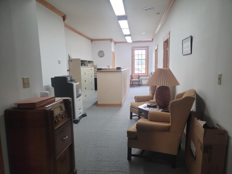More Photos Of 1207 55th St, Kenosha Office For Lease