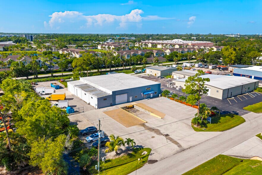 Primary Photo Of 2330 Bruner Ln, Fort Myers Warehouse For Sale