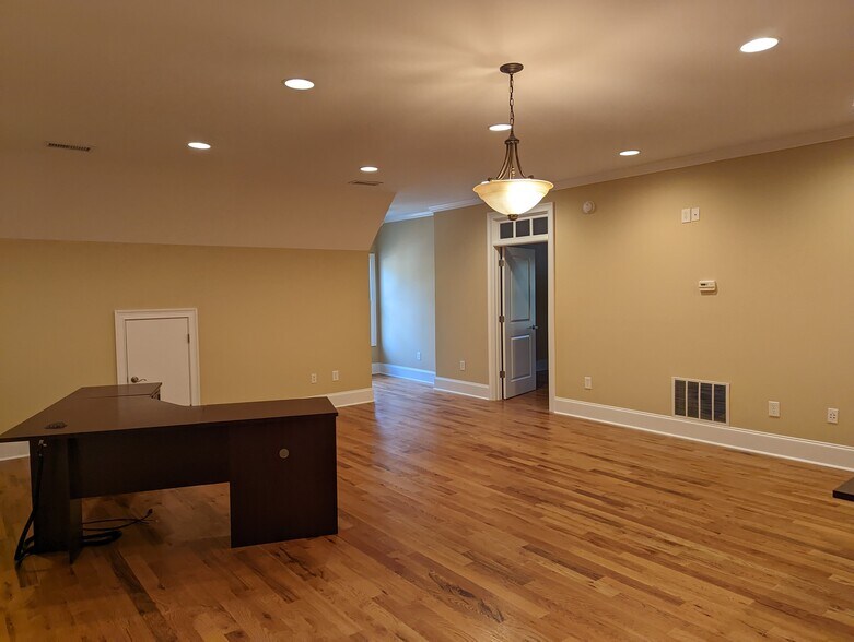 More Photos Of 1020 Barber Creek Dr, Watkinsville Office For Lease