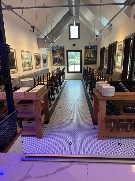 More Photos Of 156 Route 17, Tuxedo Park Restaurant For Sale