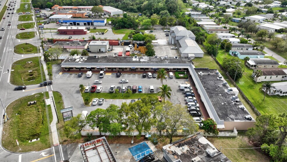 More Photos Of 7991-8031 S Us-1 Hwy, Port Saint Lucie Storefront Retail Office For Lease