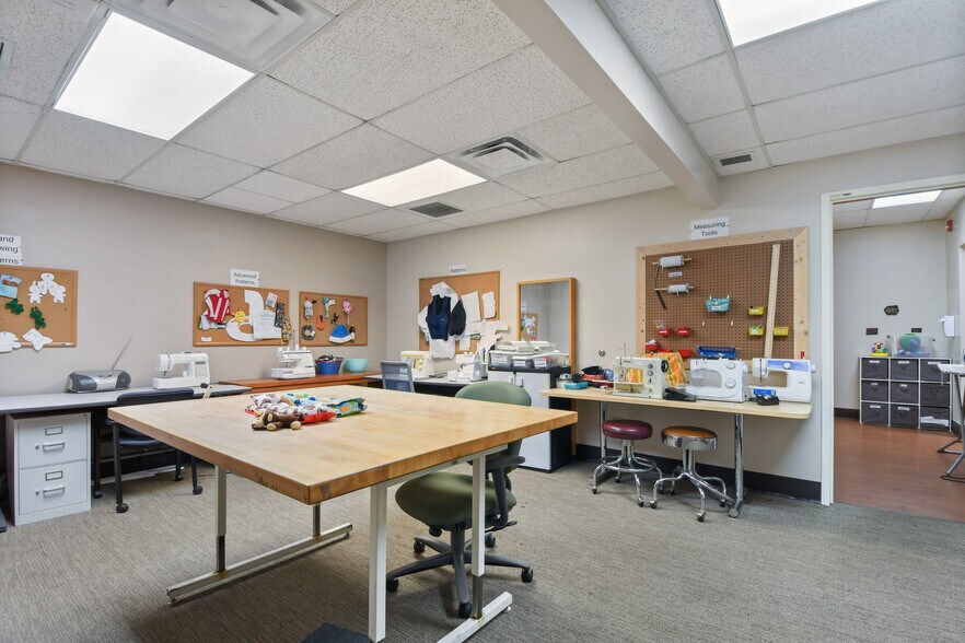 More Photos Of 5165 Adanson St, Orlando Loft Creative Space For Sale