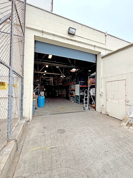 More Photos Of 436 E Gutierrez St, Santa Barbara Light Distribution For Lease