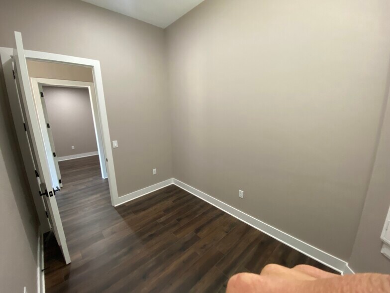 More Photos Of 144 Old Town Blvd N, Argyle Office For Lease