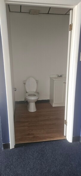 More Photos Of 7001-7009 Hull Street Rd, Richmond Unknown For Lease