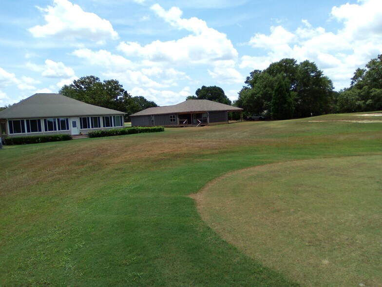More Photos Of 160 Canterbury Dr, Eufaula Multifamily For Sale