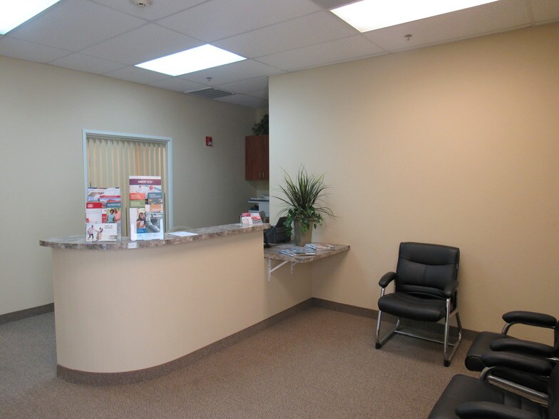 More Photos Of 15188 N 75th Ave, Peoria Medical For Sale