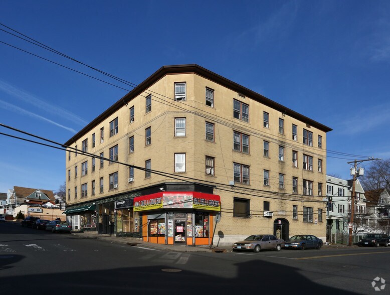 Primary Photo Of 174 Willow St, Waterbury Apartments For Sale