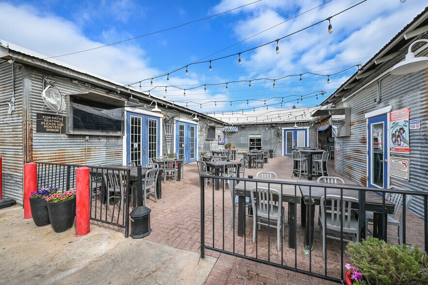 More Photos Of , Grapevine General Retail For Sale