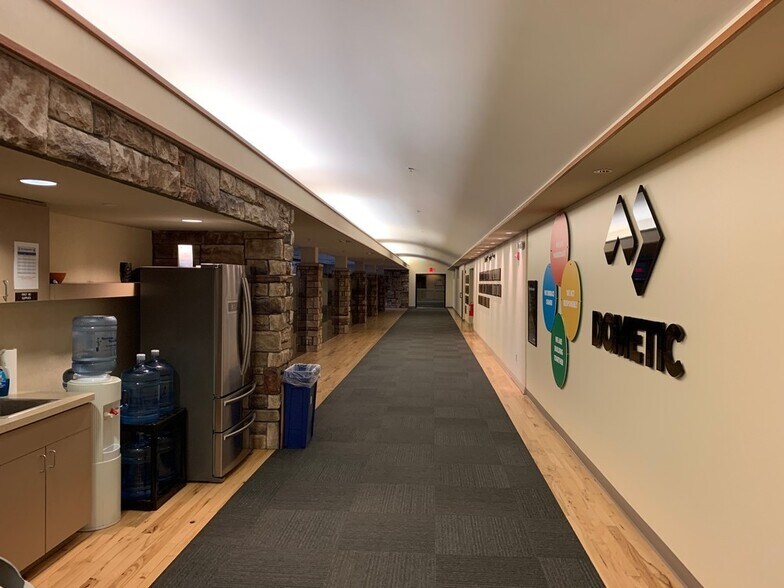 More Photos Of 1120 N Main St, Elkhart Manufacturing For Lease