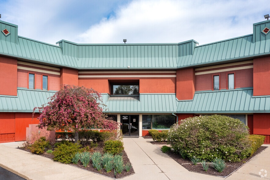 More Photos Of 42171-42247 Ann Arbor Rd E, Plymouth Unknown For Lease