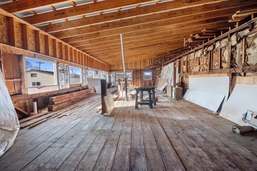 More Photos Of 5346 Canal St, Durhamville Storefront Retail Residential For Sale