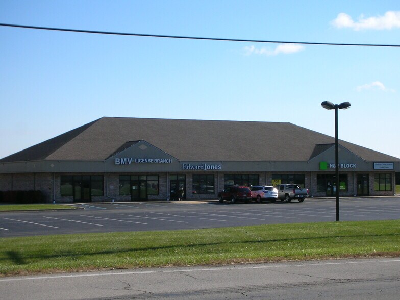 More Photos Of 2211 S Park Ave, Alexandria Storefront For Lease