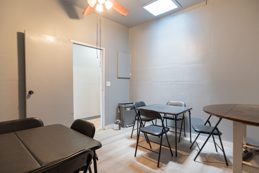 More Photos Of 3882 Washington Ave, Le Grand Apartments For Sale