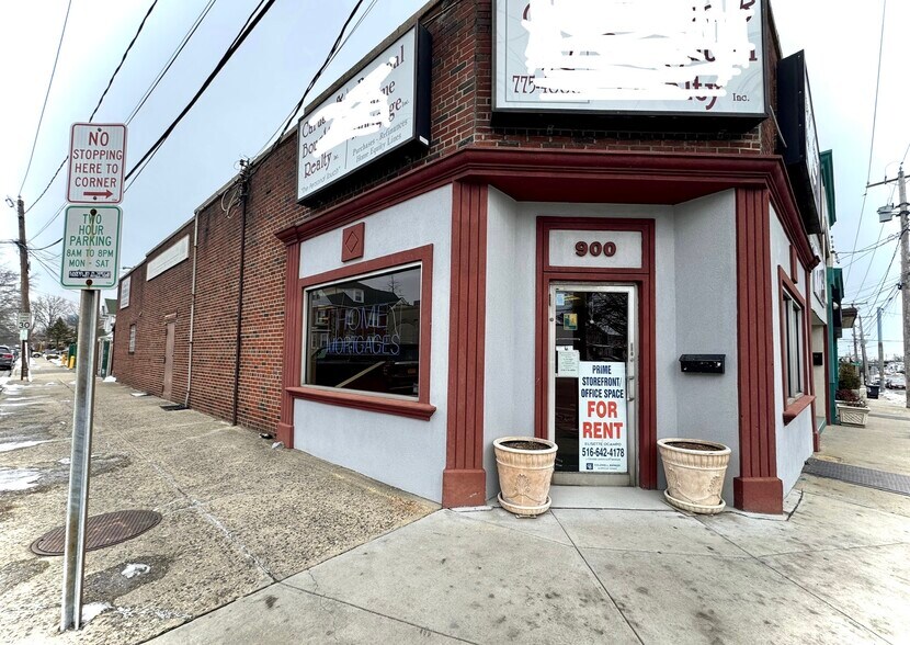 More Photos Of 900 Hempstead Tpke, Franklin Square Storefront Retail Office For Lease