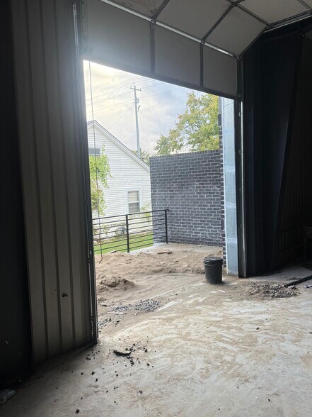 More Photos Of 5824 New Nashville Hwy, Murfreesboro Warehouse For Lease