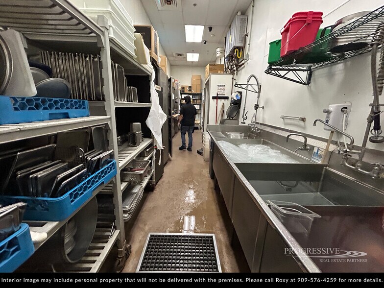 More Photos Of 1046 W Gladstone St, San Dimas Restaurant For Lease